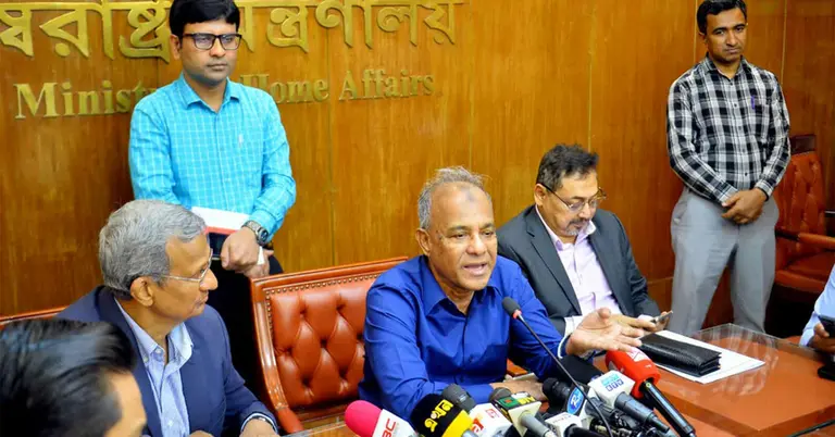 স্বরাষ্ট্র উপদেষ্টা জাহাঙ্গীর আলম চৌধুরী